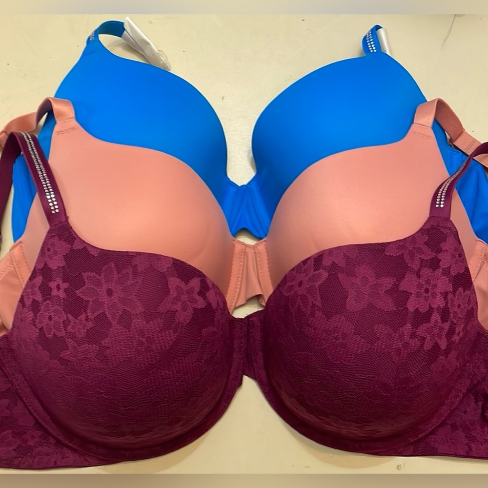 PINK bra bundle! NWT. Sz. 34DDD